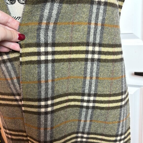 Vintage Burberrys of London Green Wool Plaid Scarf - Picture 2 of 5